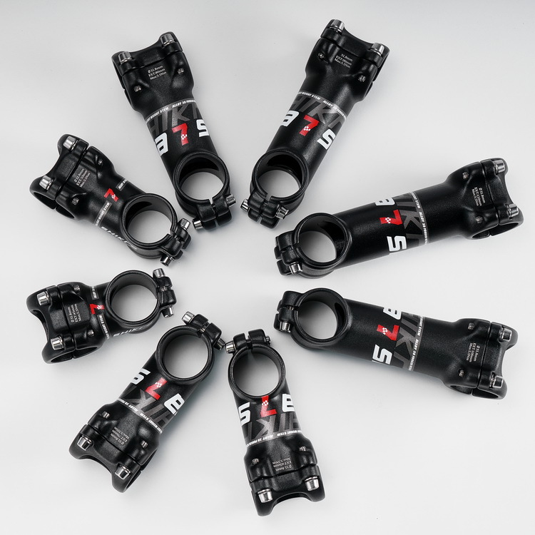 Attacco manubrio ultraleggero  - Ultra Cycling Gear recensione e prezzo